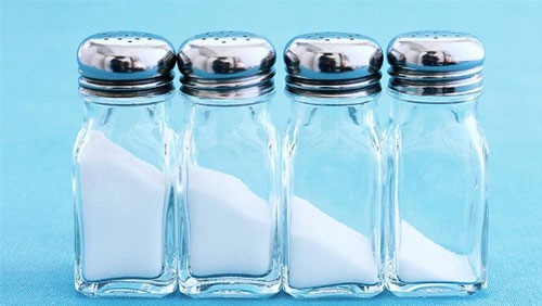 减肥人群每天需要吃多少盐？